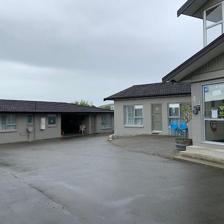 Kingswood Motel Waimate Екстериор снимка