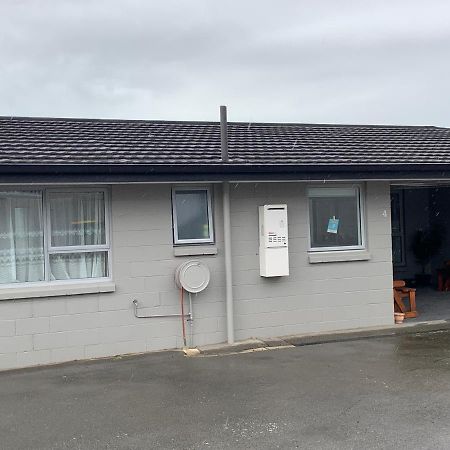 Kingswood Motel Waimate Екстериор снимка