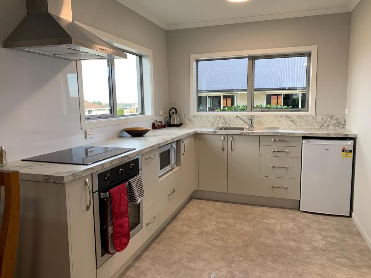 Kingswood Motel Waimate Екстериор снимка