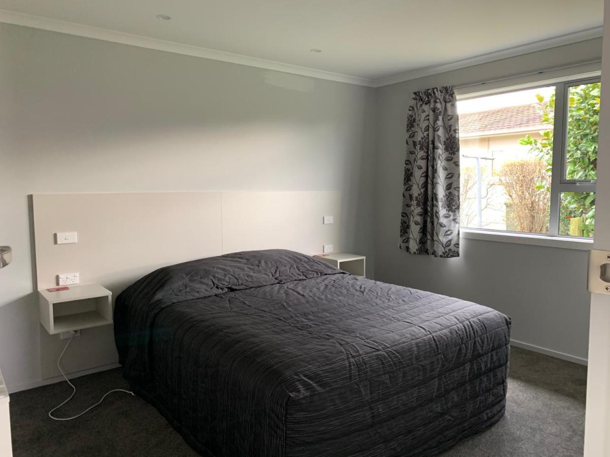 Kingswood Motel Waimate Екстериор снимка