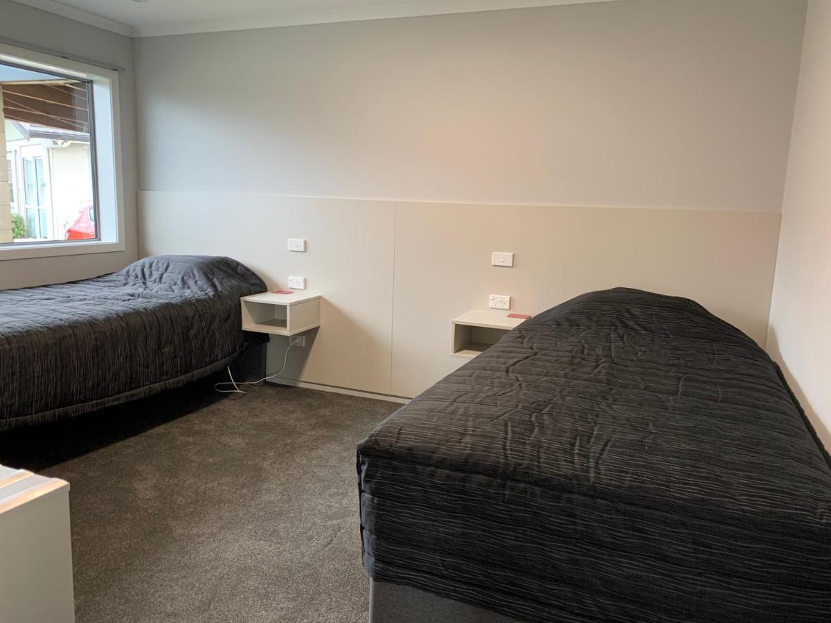 Kingswood Motel Waimate Екстериор снимка