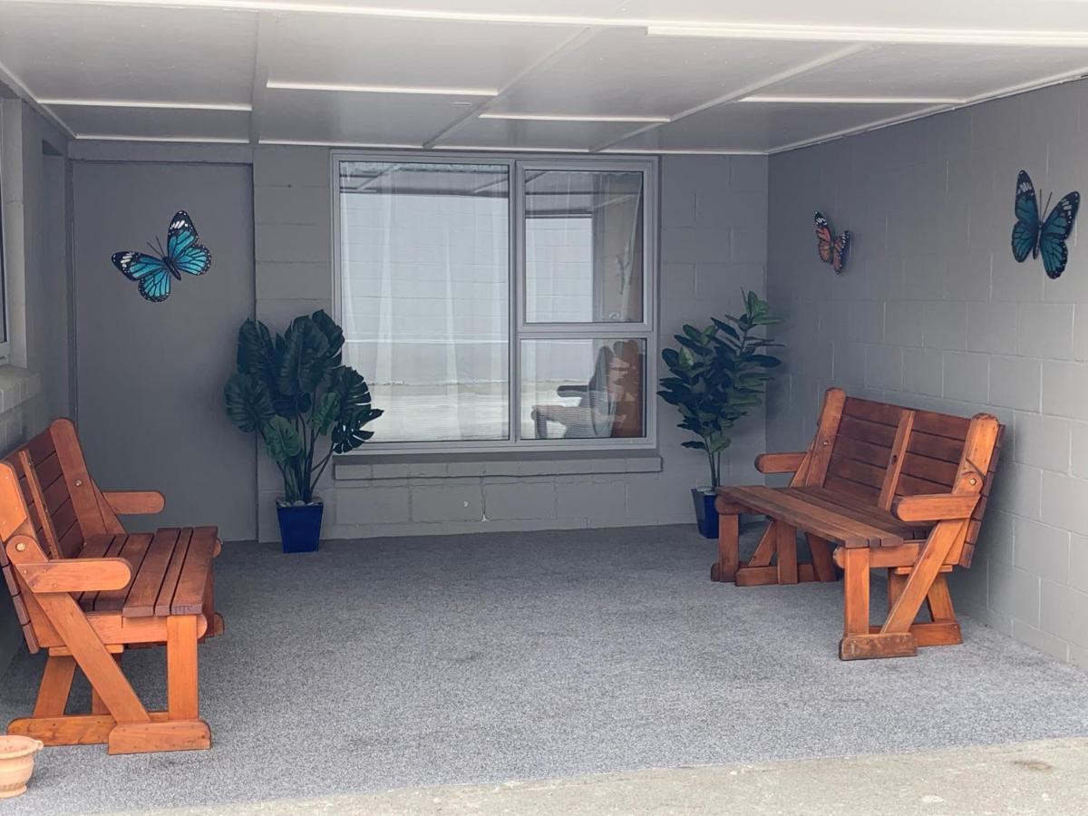 Kingswood Motel Waimate Екстериор снимка