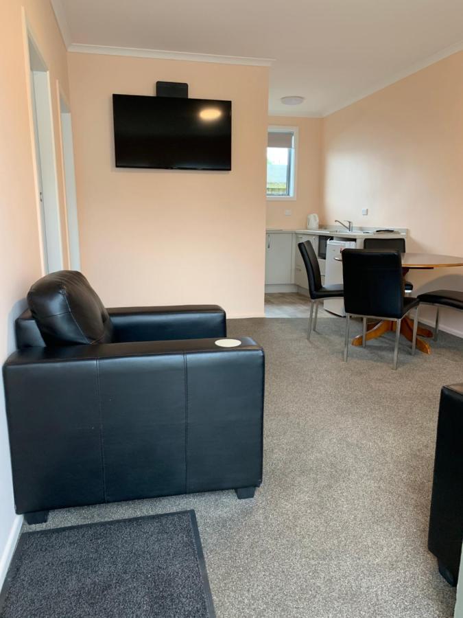 Kingswood Motel Waimate Екстериор снимка