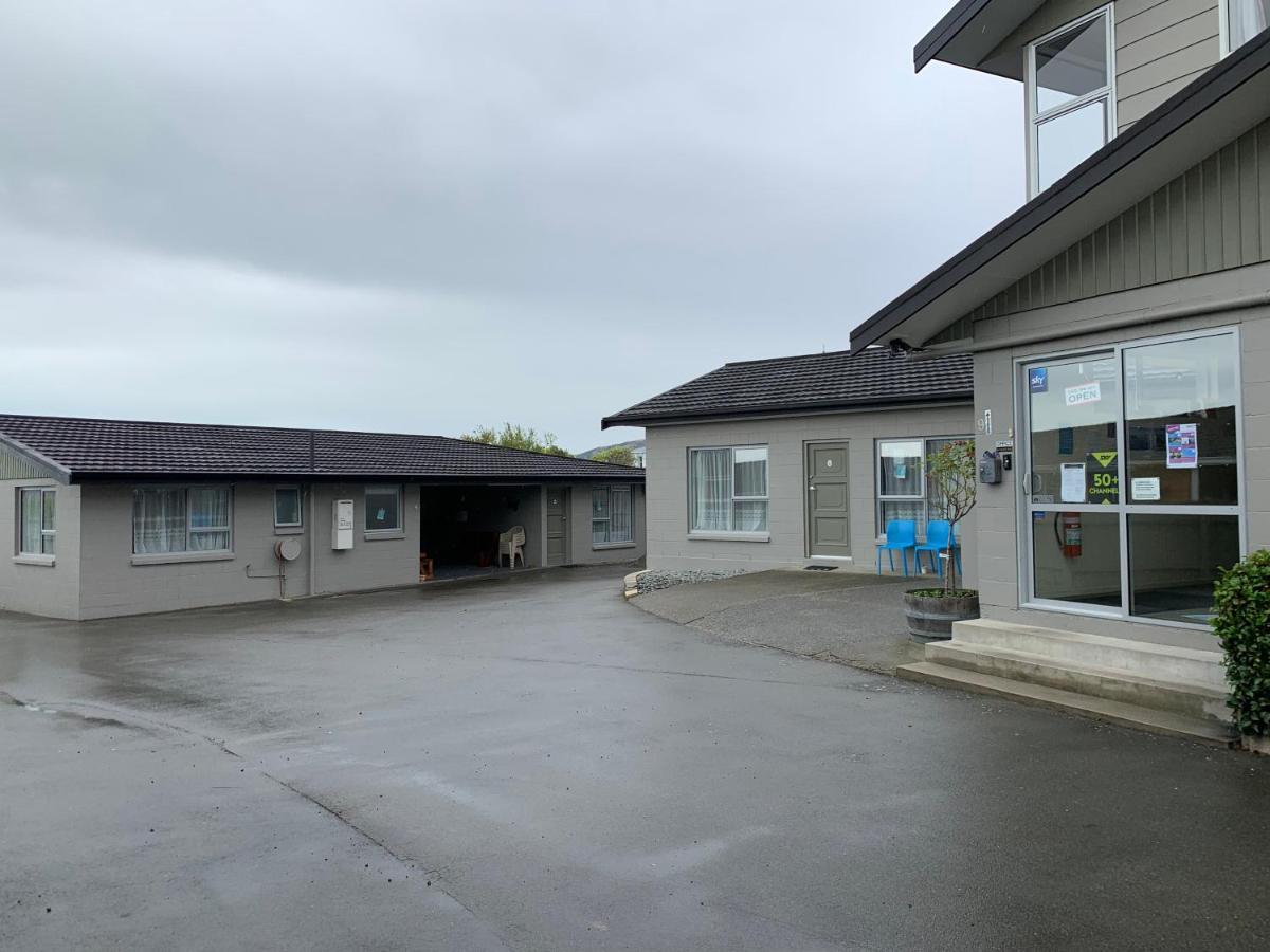 Kingswood Motel Waimate Екстериор снимка