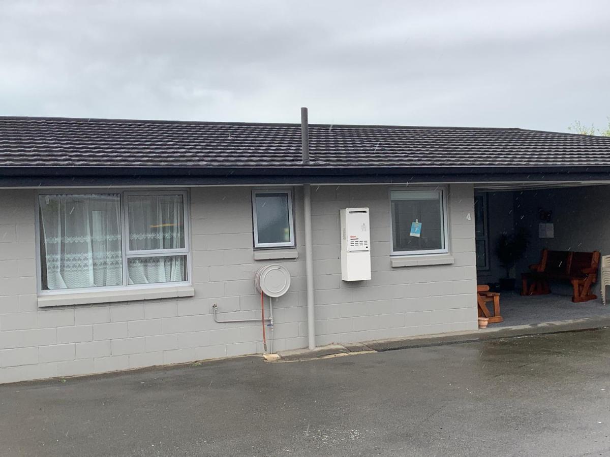 Kingswood Motel Waimate Екстериор снимка