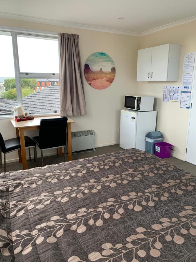 Kingswood Motel Waimate Екстериор снимка