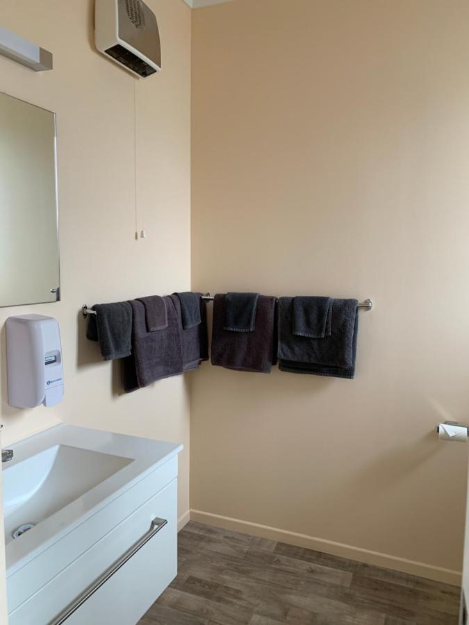 Kingswood Motel Waimate Екстериор снимка