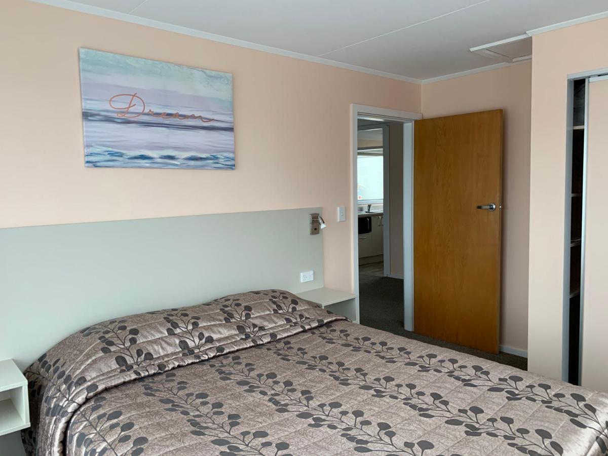 Kingswood Motel Waimate Екстериор снимка